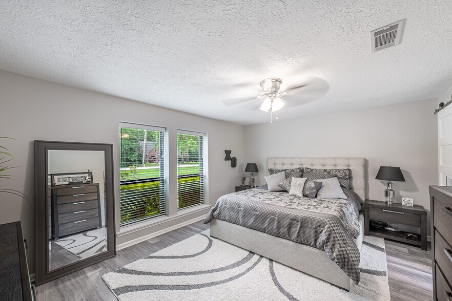 More Photos Of 25142 Roesner Ln, Katy Office Residential For Lease