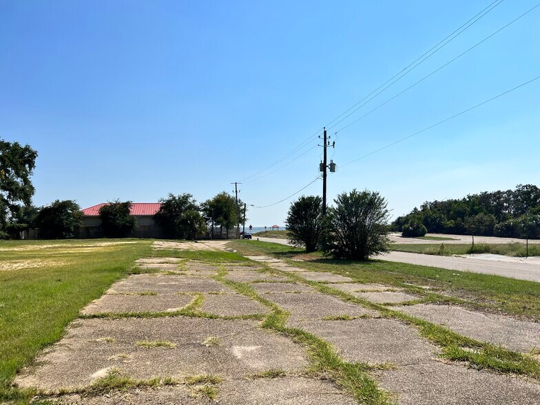 More Photos Of 100 Brady Dr, Biloxi Land For Sale