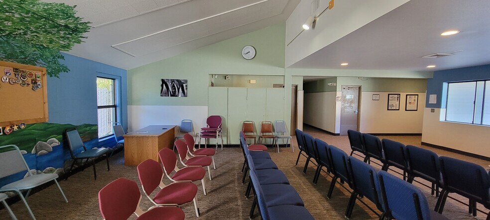 More Photos Of 210 Tacoma St, Grants Pass Rehabilitation Center For Sale