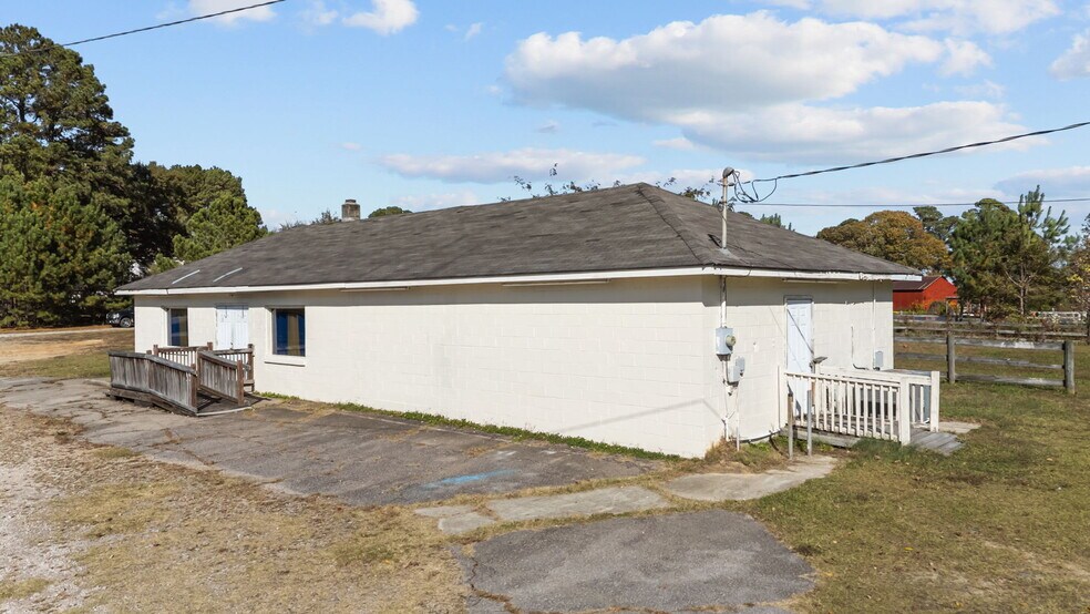 More Photos Of 4586 NC-39 Hwy, Louisburg Specialty For Sale