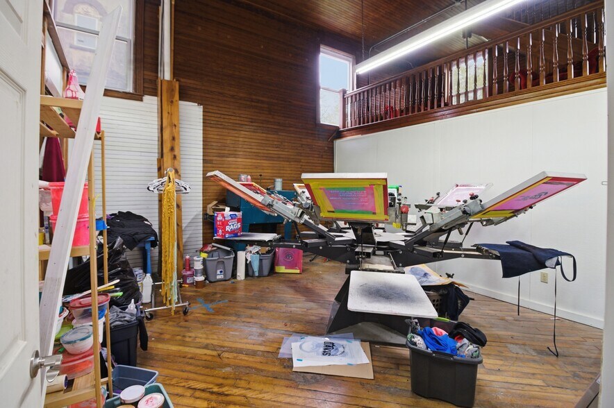 More Photos Of 437 William Ave, Davis Storefront Retail Residential For Sale