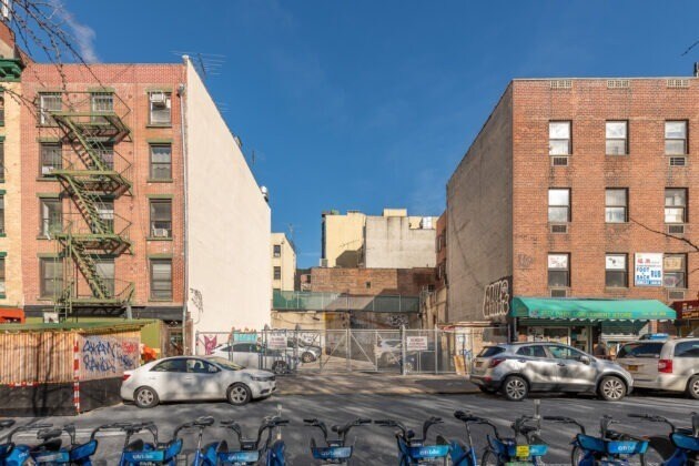 Primary Photo Of 98-100 Bayard St, New York Land For Sale