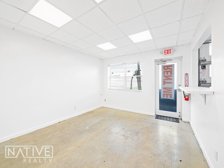 More Photos Of 1229-1231 NE 9th Ave, Fort Lauderdale Flex For Lease