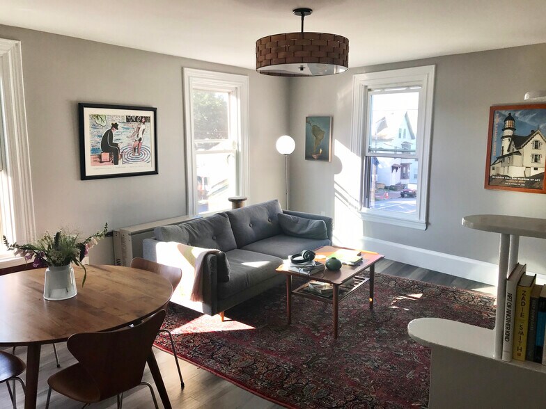 More Photos Of 1 North St, Portland Apartments For Lease