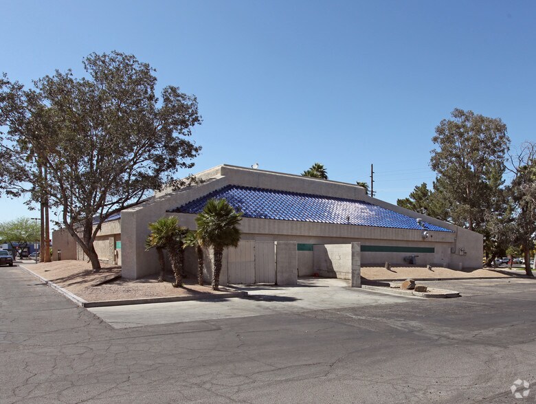 More Photos Of 2048 E Irvington Rd, Tucson Restaurant For Sale