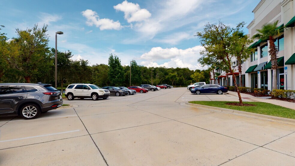 More Photos Of 6557 Hazeltine National Dr, Orlando Distribution For Lease