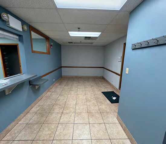 More Photos Of 511-515 Thornhill Dr, Carol Stream Medical For Sale