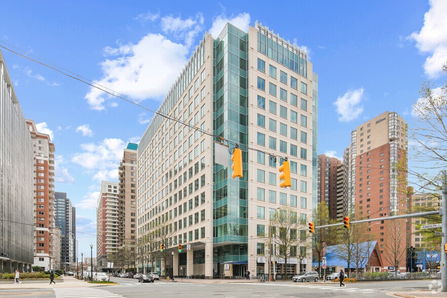 More Photos Of 4100 N Fairfax Dr, Arlington Office For Sale