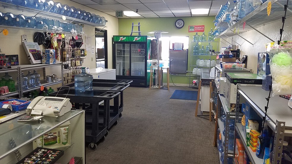 More Photos Of 44844 Elm Ave, Lancaster Freestanding For Sale