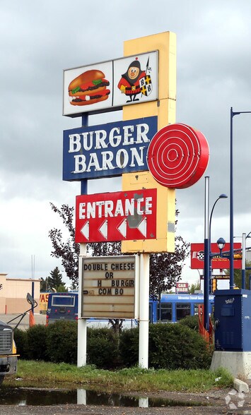 More Photos Of 12890 Fort Rd NW, Edmonton Fast Food For Sale