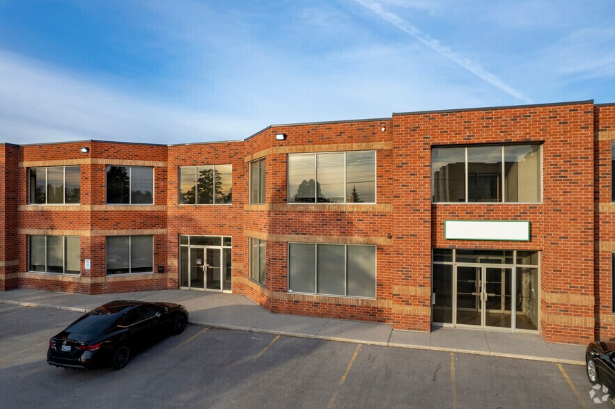 More Photos Of 6950 Tomken Rd, Mississauga Truck Terminal For Sale