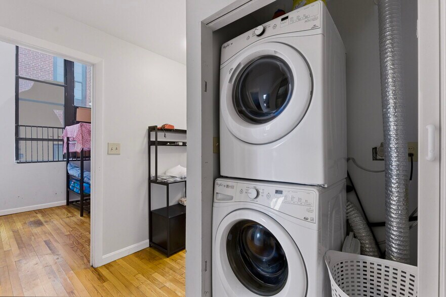 More Photos Of 281-285 Essex St, Lawrence Apartments For Sale