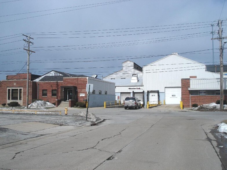 More Photos Of 810 Taylor St, Elyria Industrial For Sale