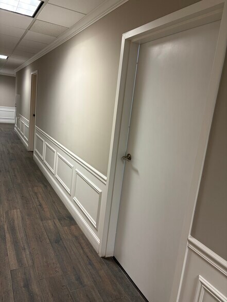More Photos Of 3601 SE Ocean Blvd, Stuart Office For Lease