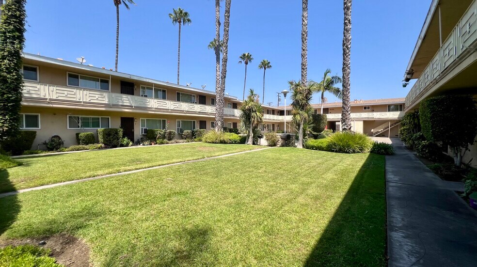 More Photos Of 315 S Bedford Rd, Orange Apartments For Sale