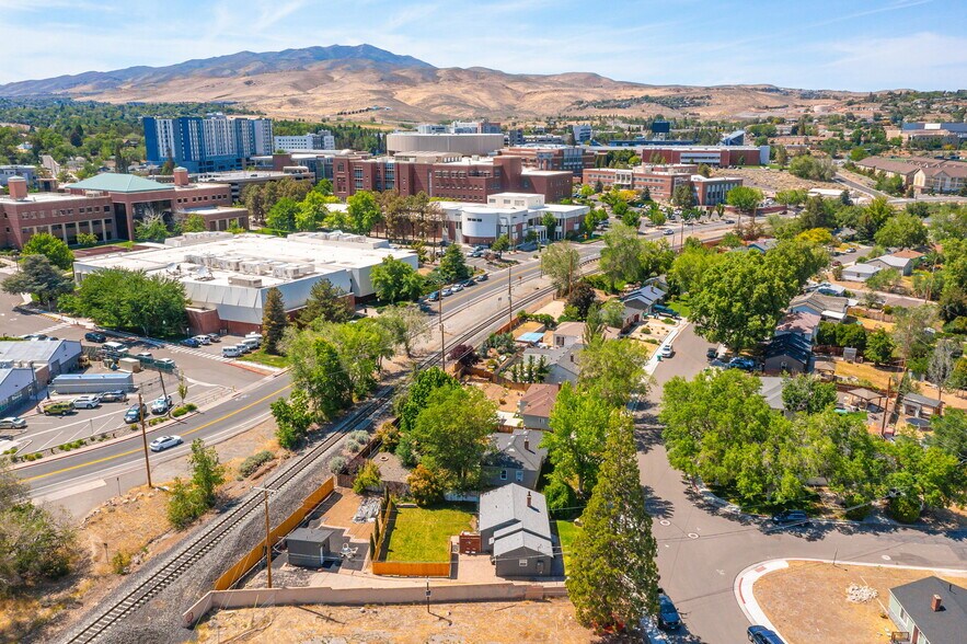 More Photos Of 99 Bartlett St, Reno Apartments For Sale