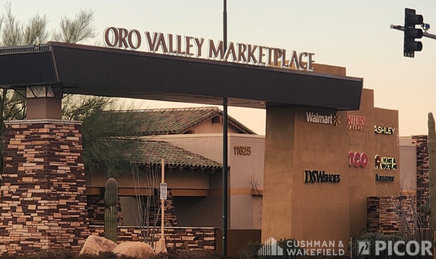 More Photos Of 11625 N Oracle Rd, Oro Valley Bank For Lease