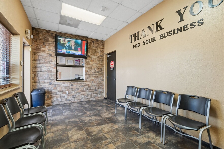 More Photos Of 2858 Treaschwig Rd, Houston Carwash For Sale