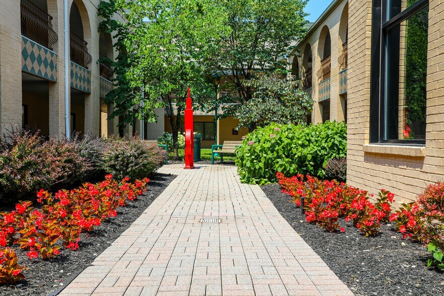 More Photos Of 90 Painters Mill Rd, Owings Mills Medical For Lease