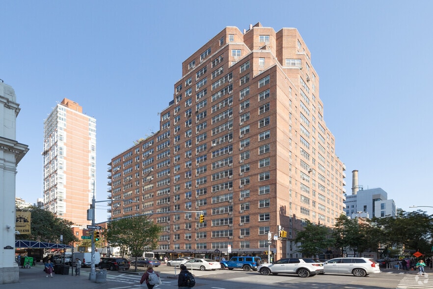 Primary Photo Of 401 E 74th St, New York Apartments For Lease
