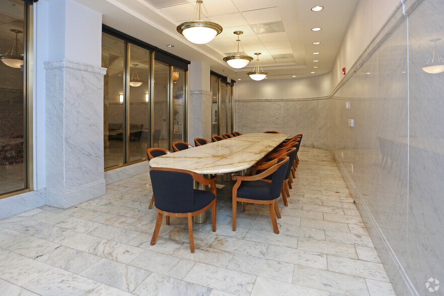 More Photos Of 730 17th St, Denver Office For Sale