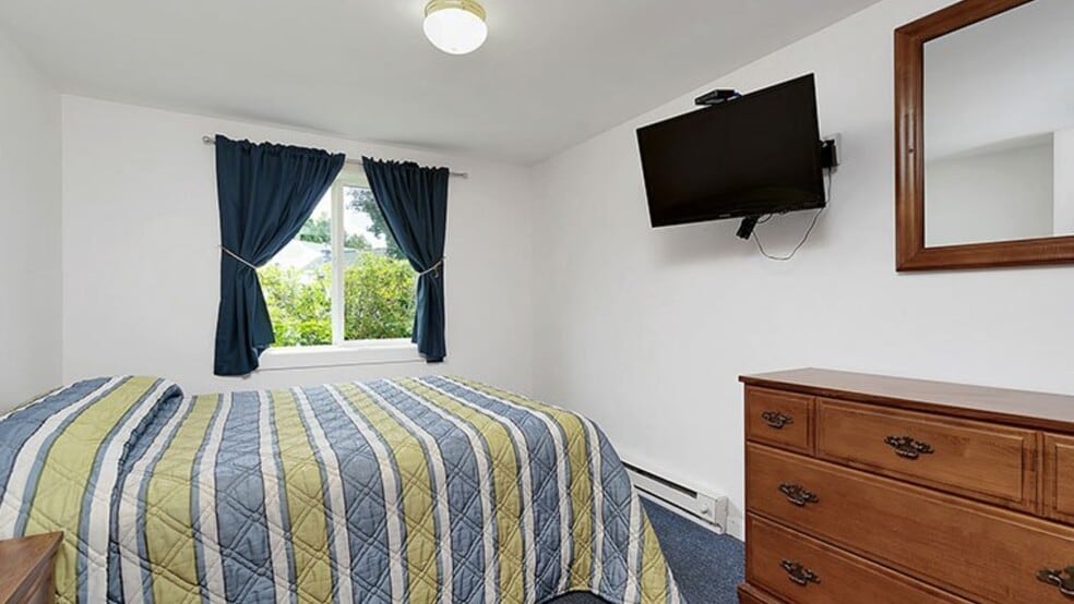 More Photos Of Route 1, Moody Hotel For Sale