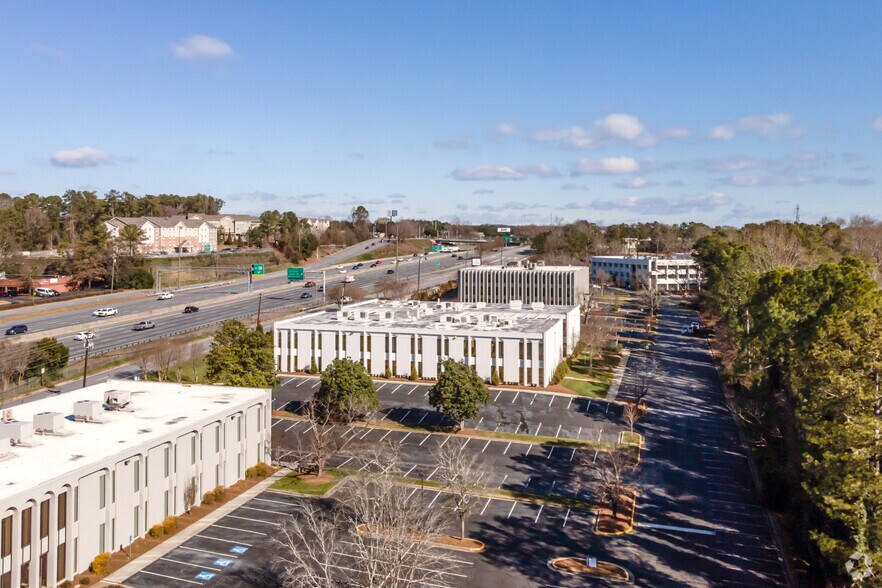 More Photos Of 3375 Northeast Expy, Atlanta Office For Sale