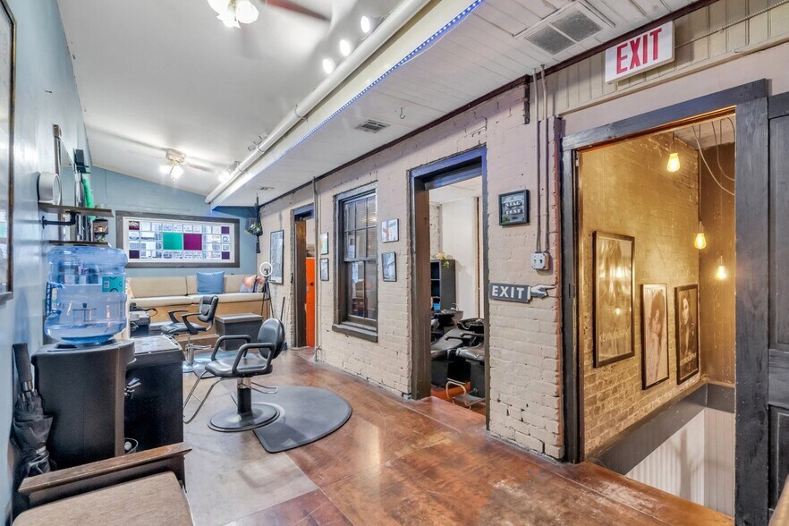 More Photos Of 1908 Magazine St, New Orleans Storefront Retail Residential For Sale