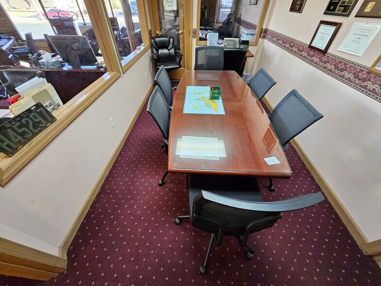 More Photos Of 1325A Paterson Plank rd, Secaucus Storefront For Lease