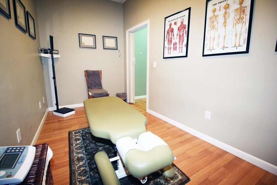 More Photos Of 845 N Main St, Providence Medical For Sale