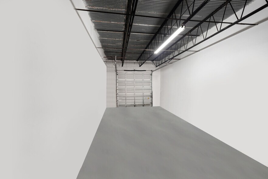 More Photos Of 1500-1536 S Dixie Hwy, Pompano Beach Showroom For Lease