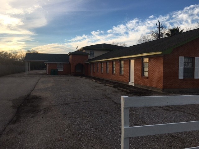 More Photos Of 308 Preston Ave, Pasadena Religious Facility For Sale