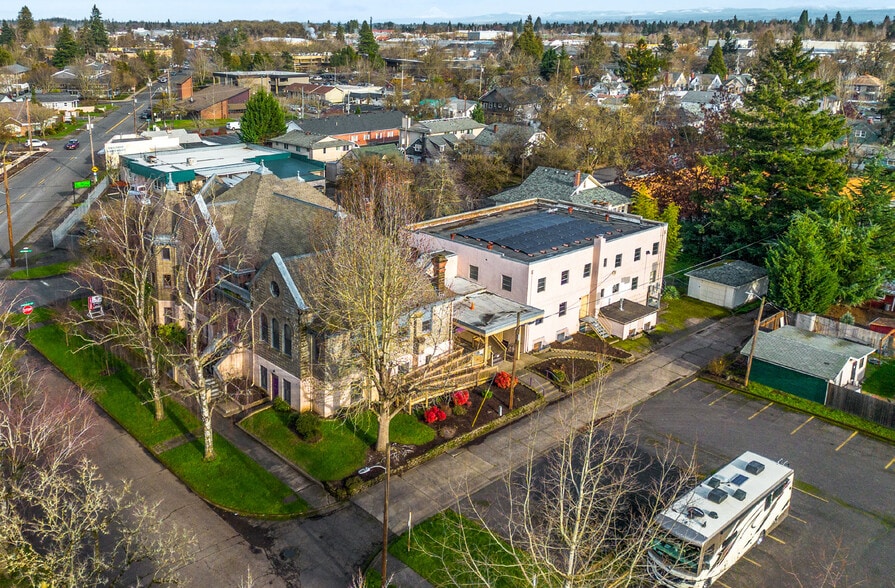 More Photos Of 820 Jefferson St NE, Salem Religious Facility For Sale