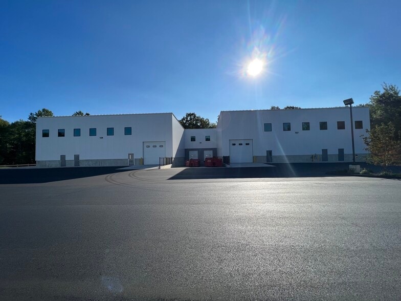 More Photos Of 17 Enterprise Dr, Monroe Manufacturing For Lease