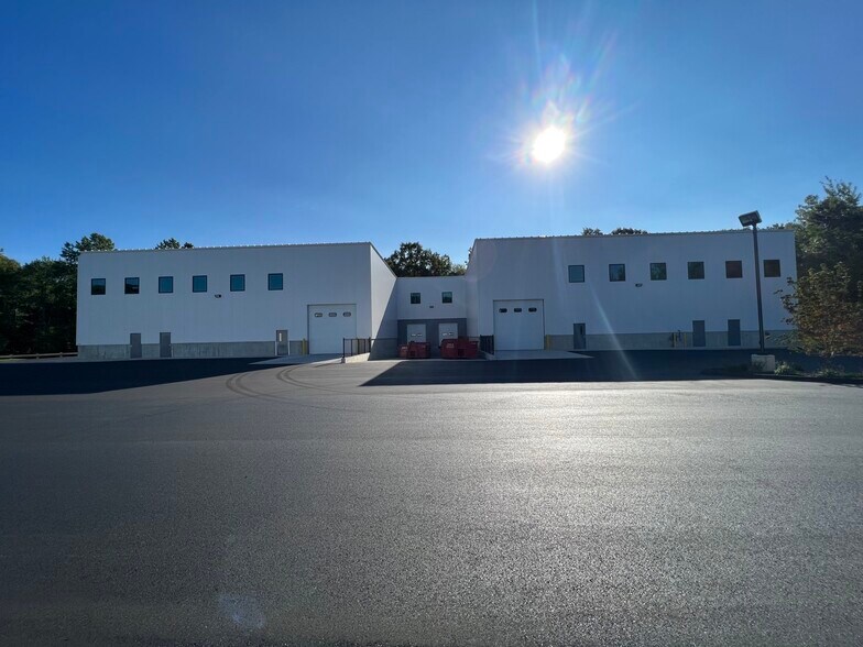 More Photos Of 17 Enterprise Dr, Monroe Manufacturing For Lease
