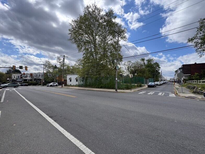 More Photos Of 238 N 53rd St, Philadelphia Funeral Home For Sale