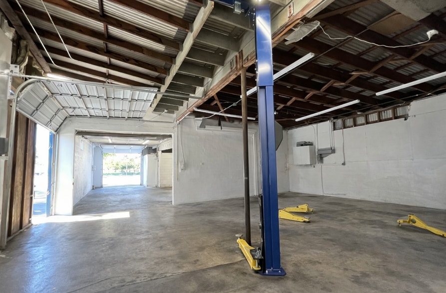 More Photos Of 6228 Walnut Ave, Orangevale Auto Repair For Sale