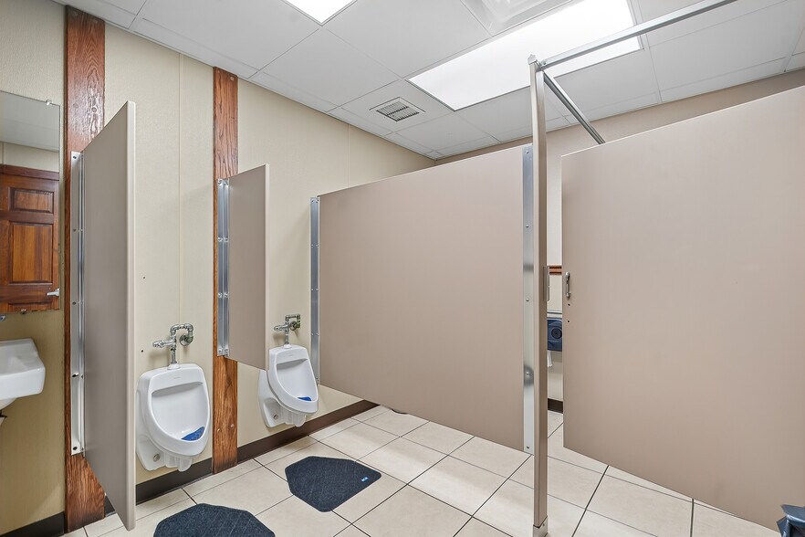 More Photos Of 245 Owen St, Swoyersville Restaurant For Sale