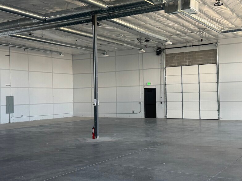 More Photos Of 375 W Millennium Way, Midvale Light Distribution For Lease