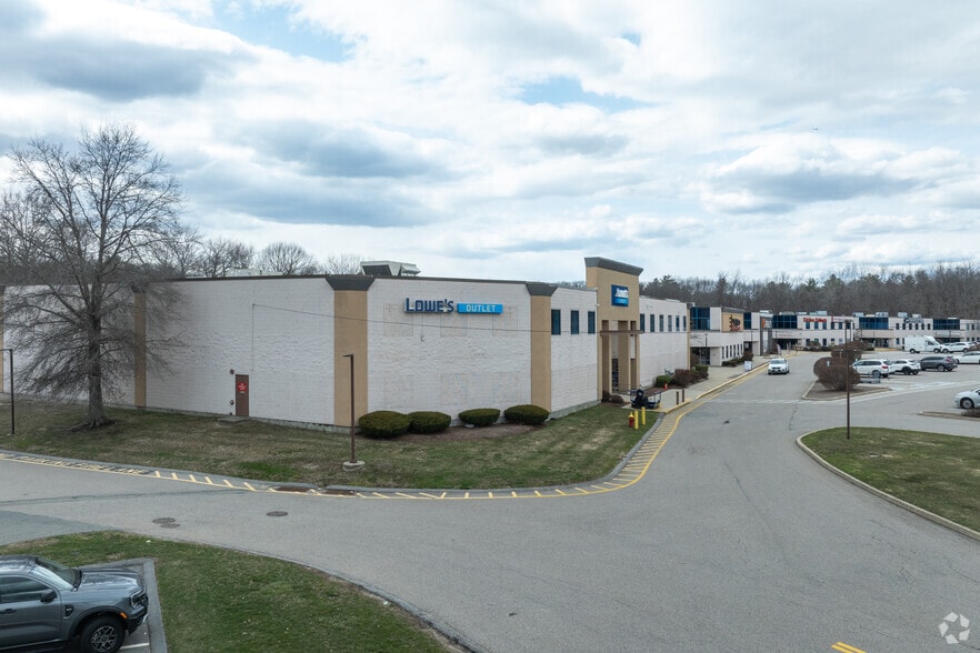 Primary Photo Of 75 Stockwell Dr, Avon Storefront For Lease