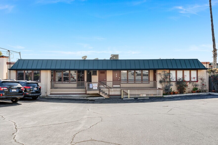 More Photos Of 1148-1178 N Coast Hwy, Laguna Beach Storefront Retail Office For Sale