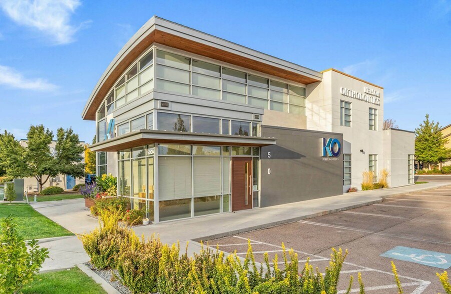 Primary Photo Of 5004 N Linder Rd, Meridian Medical For Sale