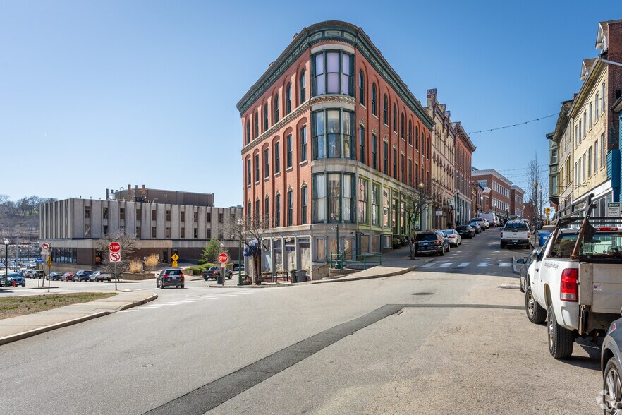 More Photos Of 97-105 Main St, Norwich Office For Lease