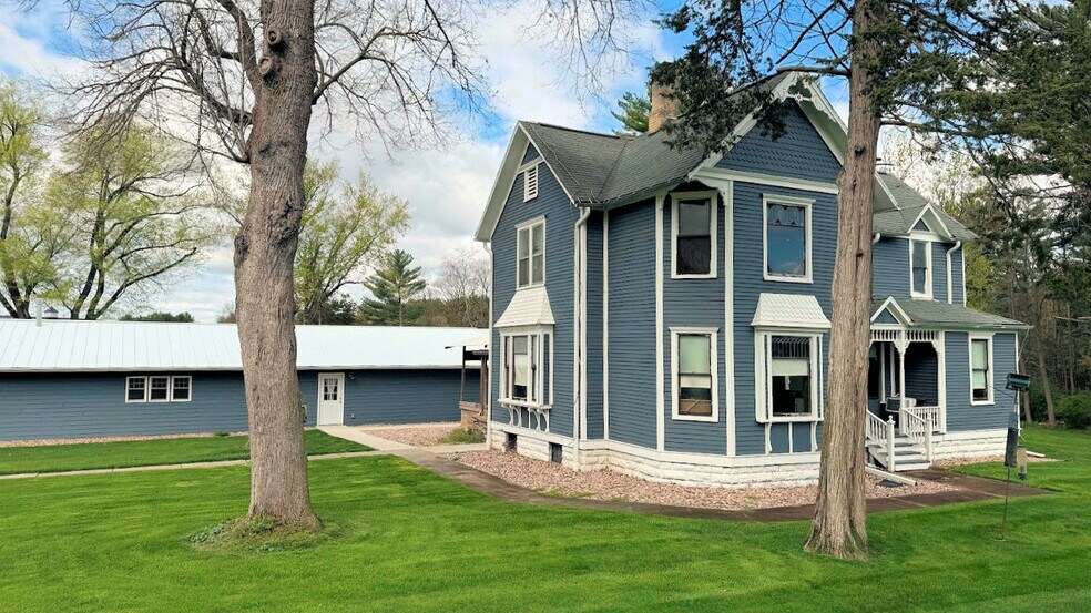 More Photos Of 3884 S Gillette Dr, Wisconsin Dells Lodge Meeting Hall For Sale