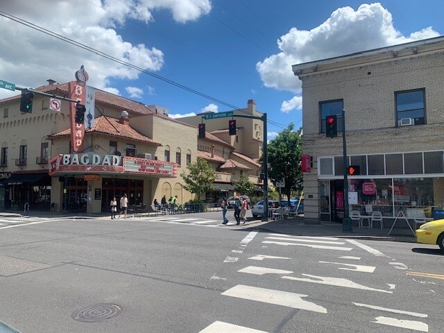 More Photos Of 3632-3646 SE Hawthorne Blvd, Portland Storefront Retail Residential For Sale
