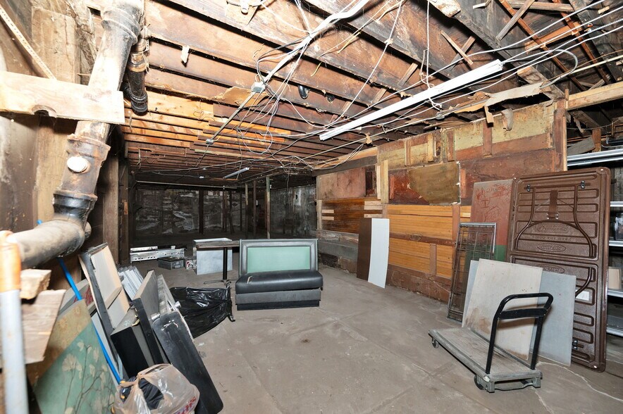 More Photos Of 8979 W Magna Main St, Magna Restaurant For Sale