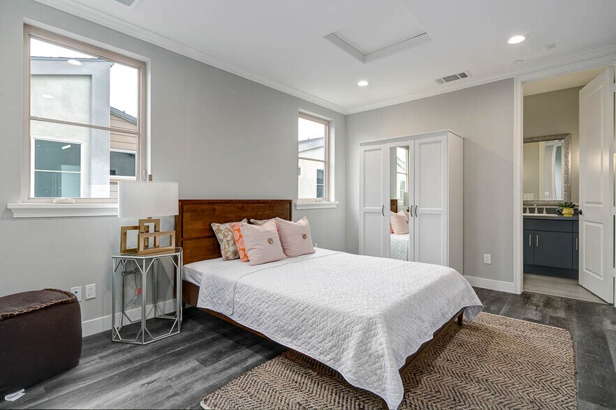 More Photos Of 530 Fano St, Monrovia Apartments For Sale