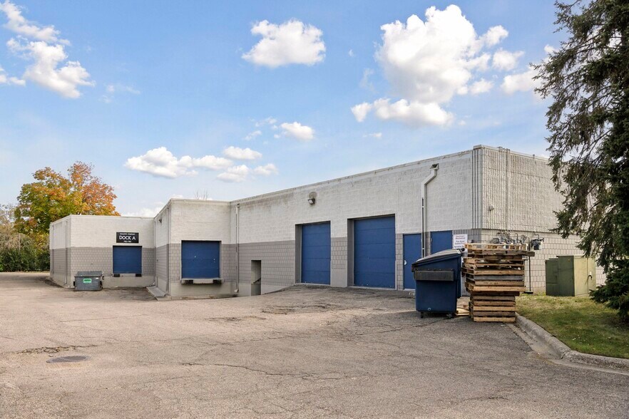 More Photos Of 7115-7133 Washington Ave S, Edina Research And Development For Lease