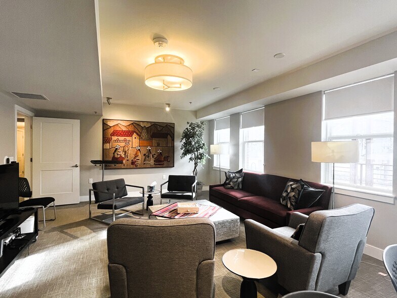 More Photos Of 2930 Broadway St, Boulder Office For Lease