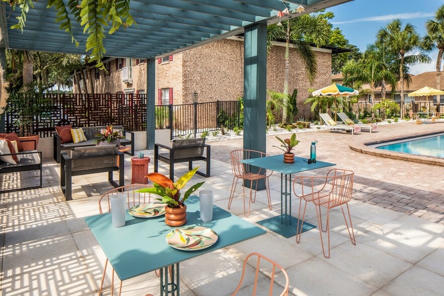More Photos Of 7011 San Ramon Pl, Tampa Apartments For Sale